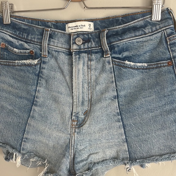 Abercrombie & Fitch Mom Shorts High Rise - Picture 3 of 6